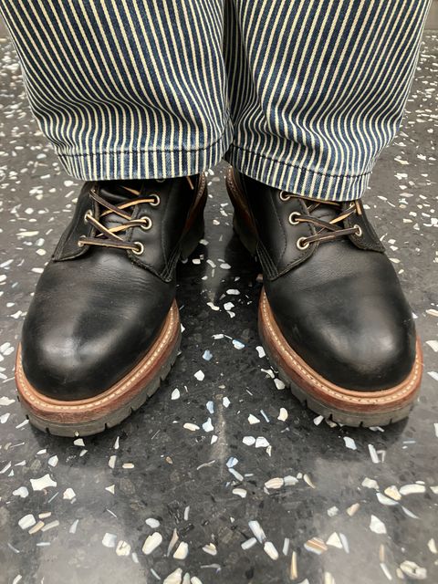 Photo by maru on July 31, 2025 of the Red Wing 8210 Logger Boots in S.B. Foot Black Chrome.