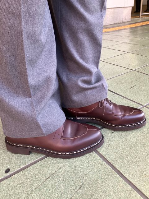 Photo by maru on July 24, 2025 of the Paraboot Avignon in Lisse Cafe.