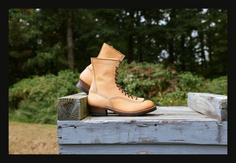 Photo by migsidk on August 2, 2024 of the John Lofgren Donkey Puncher Boots in Badalassi Carlo Vegetable Tanned.