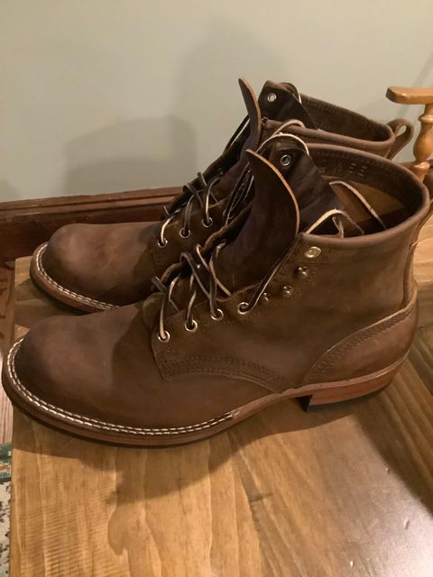 Photo by dmtr on May 8, 2025 of the Nicks Robert in Horween Orange Predator.