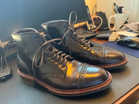 Photo by grantini on February 21, 2024 of the Alden Jumper Boot in Horween Color 8 Shell Cordovan.