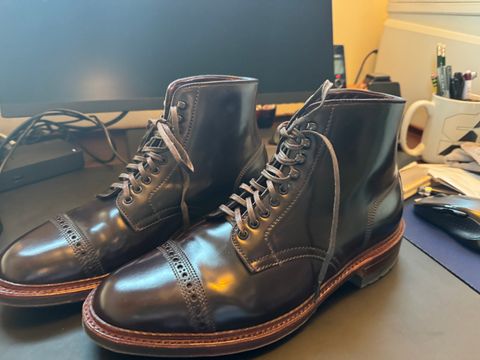 Photo by grantini on February 21, 2024 of the Alden Jumper Boot in Horween Color 8 Shell Cordovan.