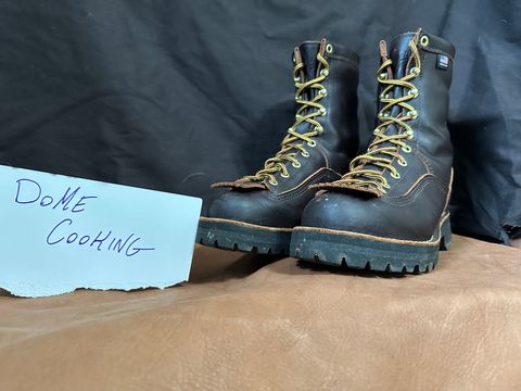 Photo by MaisonSerrif on November 4, 2025 of the Danner Rain Forest in Brown Full Grain.