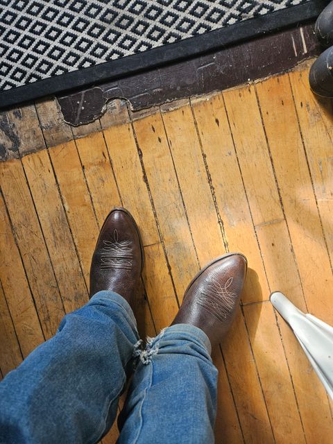 Photo by Jakesleather1505 on February 11, 2026 of the Nocona 6536 in Bullhide Vamp And Counter, Chocolate Cowhide Tops.