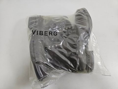 Photo by momatw on July 15, 2026 of the Viberg Halkett Factory Second in Comipel Brown Horsebutt.