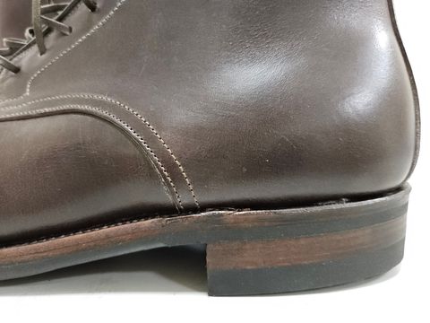 Photo by momatw on July 15, 2026 of the Viberg Halkett Factory Second in Comipel Brown Horsebutt.