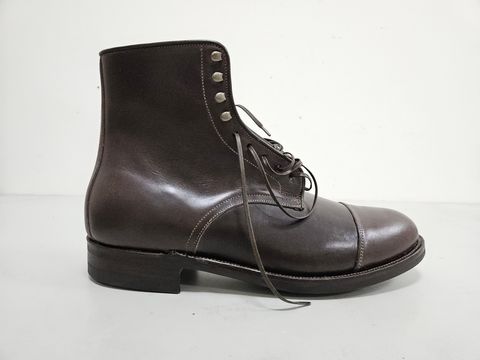 Photo by momatw on July 15, 2026 of the Viberg Halkett Factory Second in Comipel Brown Horsebutt.