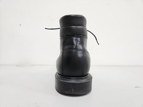 Photo by momatw on July 17, 2026 of the Red Wing 8133 in S.B. Foot Black Chrome.