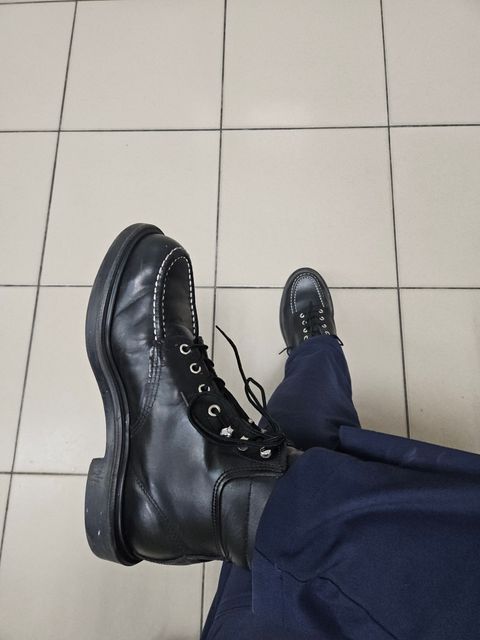 Photo by momatw on July 22, 2026 of the Red Wing 8133 in S.B. Foot Black Chrome.