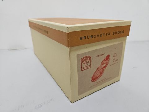 Photo by momatw on July 21, 2026 of the Clinch Bruschetta Shoes Orleans in Italian Vachetta Cow Leather Black.