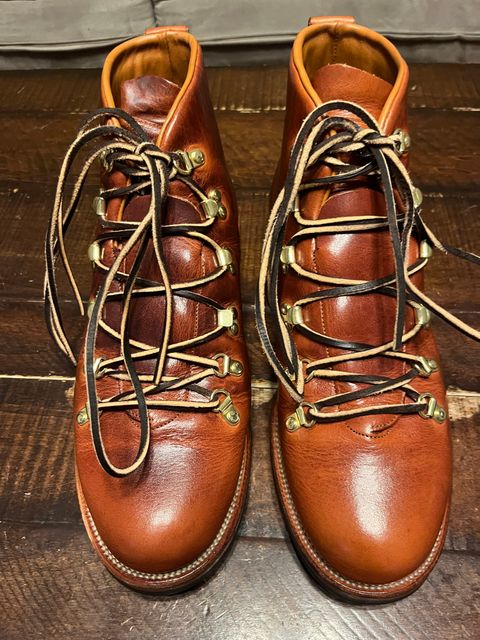 Photo by Gpittman9 on June 11, 2025 of the Viberg Hiker in Horween Natural Dublin.