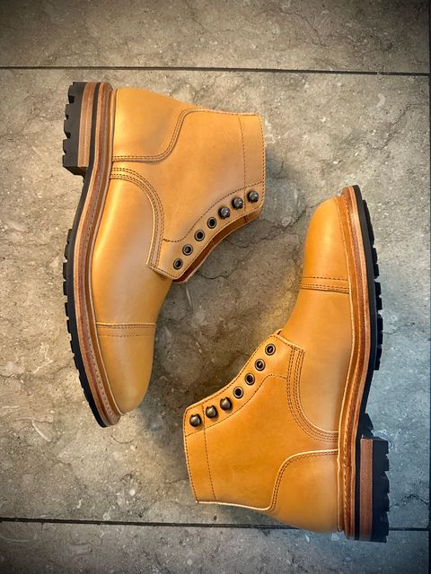 Photo by BlueBootCollective on July 23, 2026 of the Parkhurst Brand LLC The Richmond in Boaventura Natural Spectrum Vegetable Tanned.