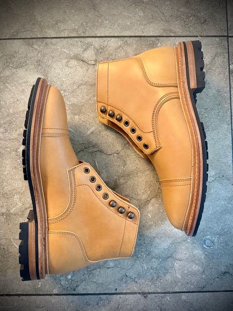 Photo by BlueBootCollective on July 23, 2026 of the Parkhurst Brand LLC The Richmond in Boaventura Natural Spectrum Vegetable Tanned.