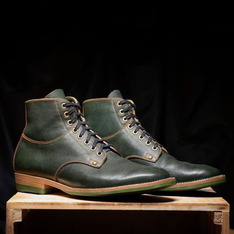 Photo by ScuffedUpKicks on December 6, 2025 of the Iron Boots x Østmo Type 1 in Maryam Dark Green Hand-Dyed Horsehide.