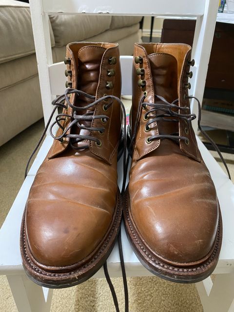 Photo by ZacharyQian on February 6, 2025 of the Grant Stone Edward Boot in Horween Unglazed Natural Shell Cordovan.