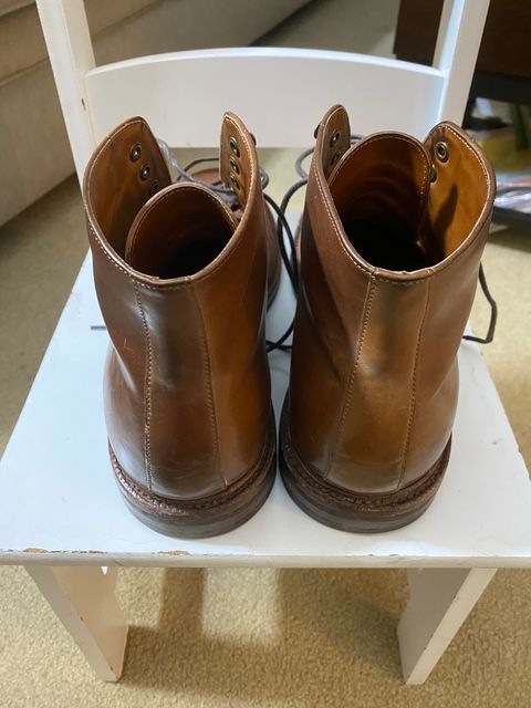 Photo by ZacharyQian on April 6, 2025 of the Grant Stone Edward Boot in Horween Unglazed Natural Shell Cordovan.
