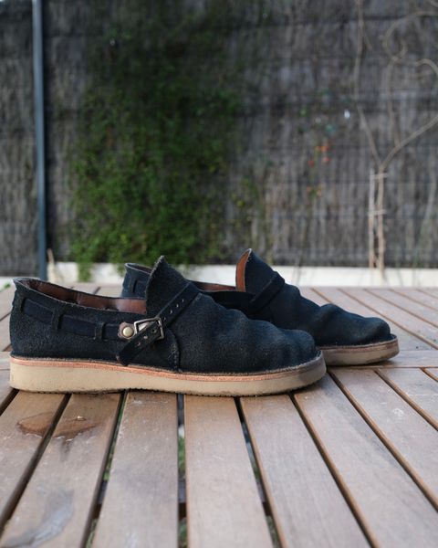 Photo by Clemmach on January 25, 2026 of the Oak Street Bootmakers Country Loafer in Horween Natural Indigo Chromexcel Roughout.