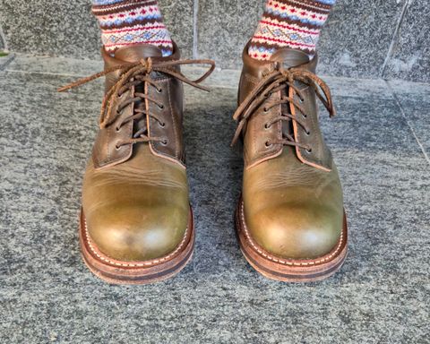 Photo by ryanpiyo on January 12, 2026 of the Rolling Dub Trio Coupen in Horween Olive Chromexcel.