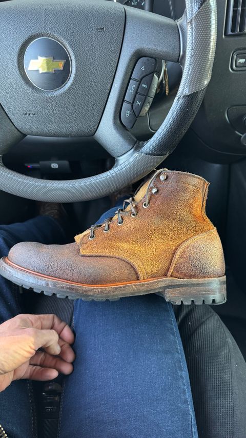 Photo by Josephjay21 on March 21, 2025 of the Truman Plain Toe Boot in Cattail Grizzly Roughout.
