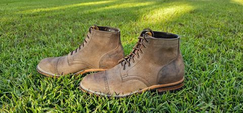 Photo by tastyporkbuns on April 29, 2025 of the Viberg Service Boot BCT in Maryam 1071 Rovescio Sego Horsebutt.