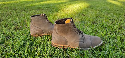 Photo by tastyporkbuns on April 29, 2025 of the Viberg Service Boot BCT in Maryam 1071 Rovescio Sego Horsebutt.