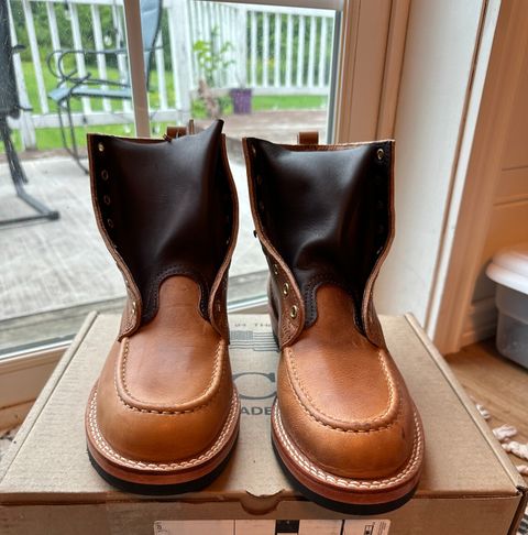 Photo by ds on August 5, 2024 of the Nicks MTO in Horween Natural Dublin.