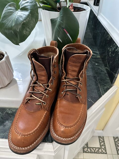 Photo by ds on March 8, 2025 of the Nicks MTO in Horween Natural Dublin.
