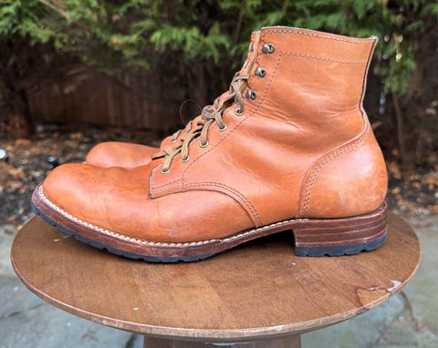 Photo by bigsmallies on January 4, 2026 of the Oldspeed MFG Custom Model in Horween Russet Horsehide Strips.