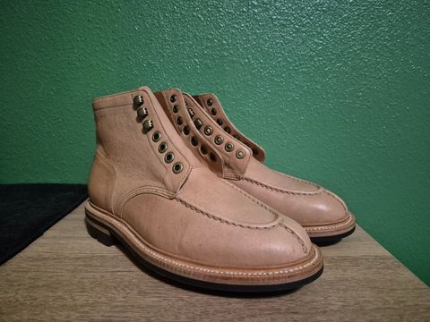 Photo by jg on September 30, 2025 of the Grant Stone Ottawa Boot in Incas Natural Kangaroo.