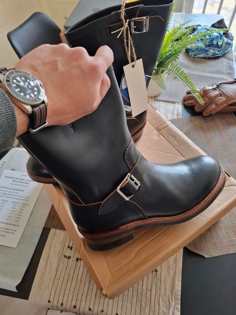 Photo by Gambito on July 8, 2026 of the Brake House 3530 in Vegetable tanned cowhide teacore leather.