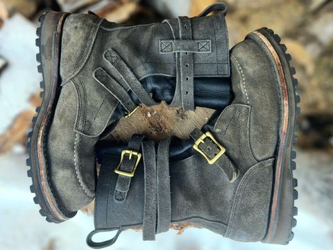 Photo by Theakkid on November 4, 2024 of the Nicks TankerPro in Nicks/Seidel 1964 Ash Gray Roughout.