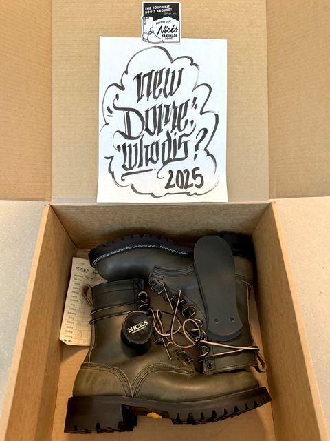 Photo by RubenHernandez on October 5, 2025 of the Nicks Custom Model in Wickett & Craig Slate Double Stuffed.