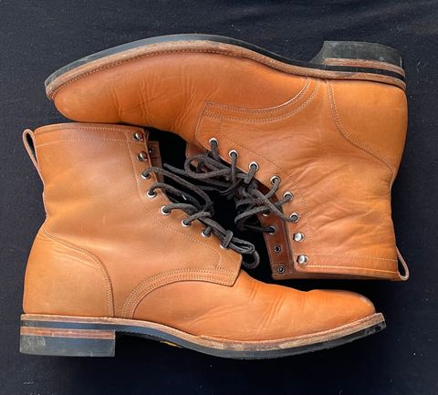 Photo by MMcC on February 5, 2025 of the Skuce Shoes 8" Derby Boot MTO in Horween Natural Dublin.