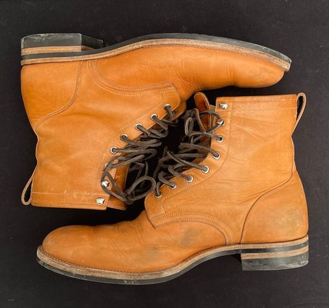 Photo by MMcC on March 5, 2025 of the Skuce Shoes 8" Derby Boot MTO in Horween Natural Dublin.