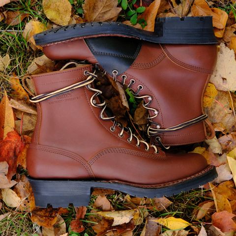 Photo by stitchdown_collabs on October 15, 2024 of the White's Whites X Stitchdown Cliff Boot in Seidel Red Dog Oil Tan & Horween Black Waxed Flesh.