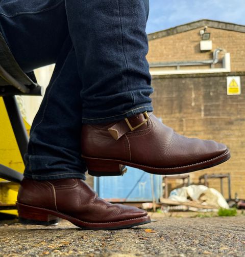 Photo by indigoworker on November 12, 2025 of the Benzein The Keeper 'Type 2' Engineer Boot in Shinki Natural Oiled Horsebutt Overdyed Brown.