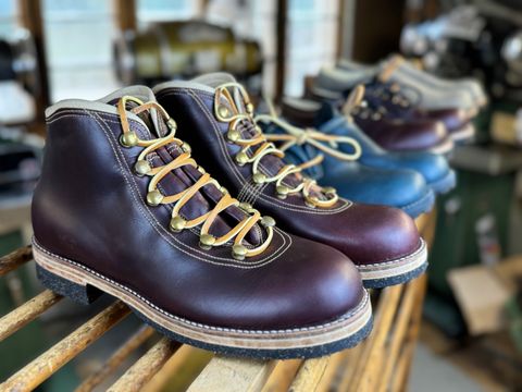Photo by Limmer_Pat on October 1, 2024 of the Peter Limmer & Sons Custom Model in Seidel Oxblood Double Shot.