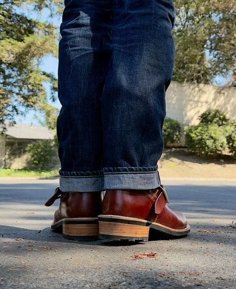 Photo by SundayDuffer on July 2, 2025 of the Craft & Glory 2.0 in Full Grain Waxed Water Buffalo.