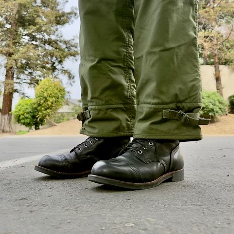 Photo by SundayDuffer on April 19, 2025 of the Red Wing 8084 Iron Ranger Black Harness in Black Bison.