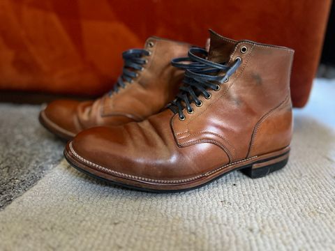 Photo by Solis on February 1, 2025 of the Viberg Service Boot in Maryam Col. 1060 TPR Horsebutt.