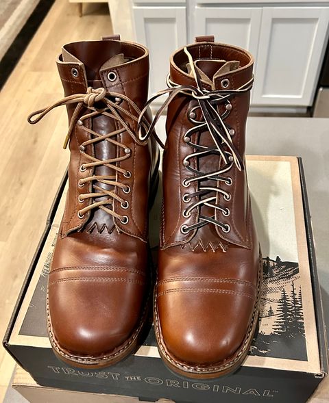 Photo by BigandTall_Times on July 17, 2025 of the White's Original 350 Cruiser Cap Toe in Horween British Tan Chromexcel.