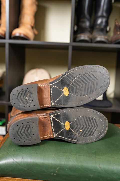 Photo by almostvintagestyle on January 19, 2025 of the John Lofgren Wabash Engineer Boots in Horween Natural Chromexcel.