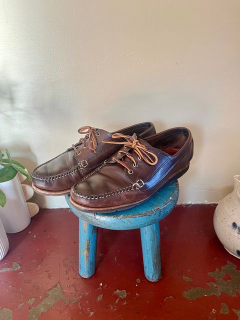 Photo by lopsided_buffalo on December 12, 2024 of the Rancourt & Co. Baxter Ranger Moc in Horween Carolina Brown Chromexcel.