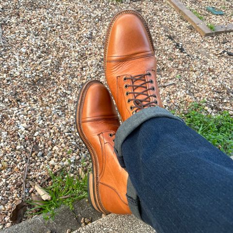 Photo by manco on March 4, 2024 of the Parkhurst The Richmond in Horween Natural Dublin.