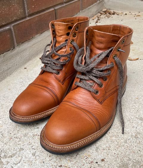 Photo by manco on March 15, 2024 of the Parkhurst The Richmond in Horween Natural Dublin.