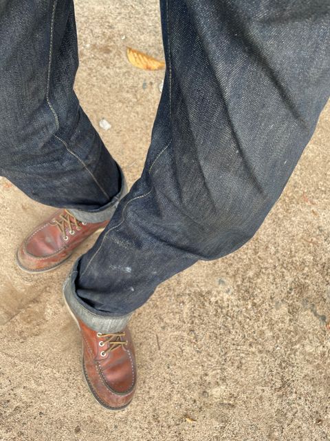 Photo by Minh_Bach on December 30, 2023 of the Red Wing 875 Classic moc in Oil Tan Leather.