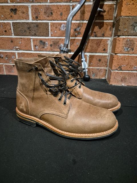 Photo by aussiebootlover on November 5, 2024 of the Oak Street Bootmakers Trench Boot in Maryam Cullata Cavallo Reverse Horse Rump.