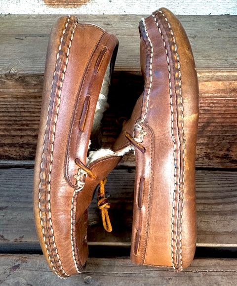 Photo by SCUFFALO.BILL on February 4, 2026 of the Oak Street Bootmakers Shearling Woodland Moc in Horween Natural Chromexcel.