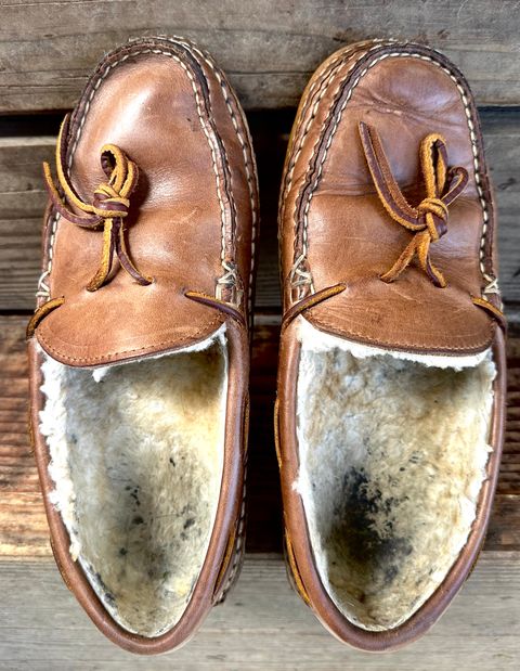 Photo by SCUFFALO.BILL on February 4, 2026 of the Oak Street Bootmakers Shearling Woodland Moc in Horween Natural Chromexcel.