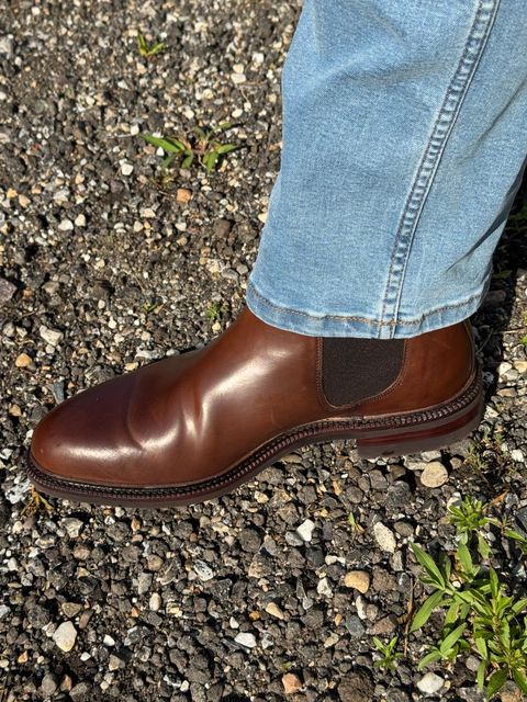 Photo by lemoncurry on July 16, 2026 of the Meermin Chelsea Boot in Brown Heritage Shell Cordovan.